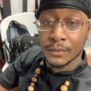 Meet your Posher, Deontae